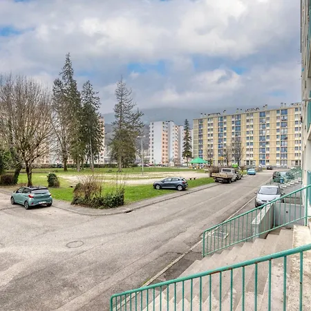 Le 18 Prevost - Square Apartmán *